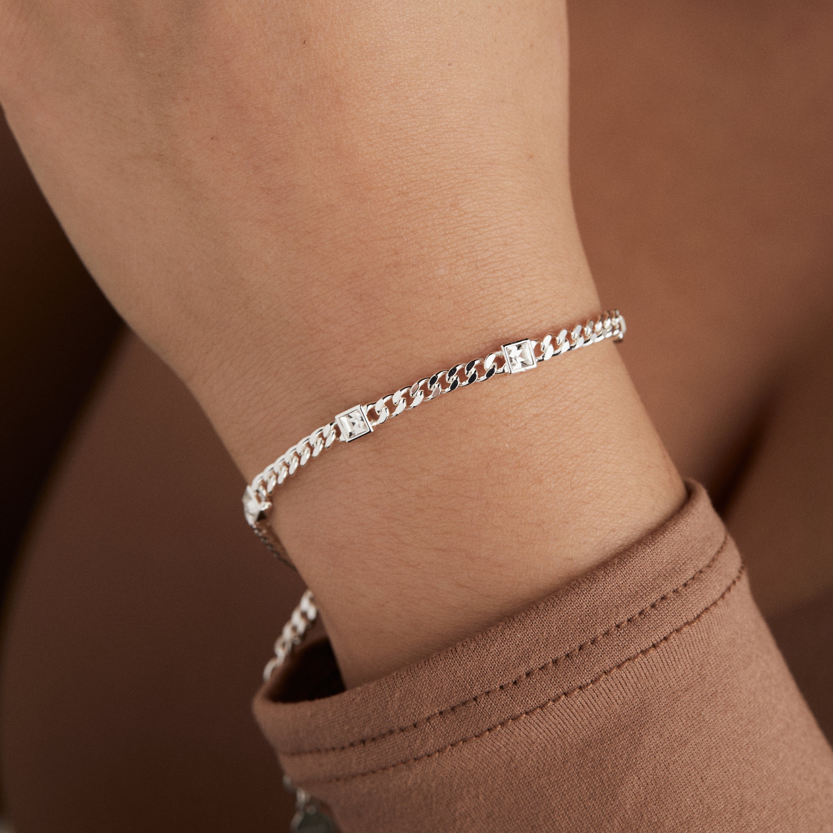 April Birthstone Clear Crystal Curb Chain Bracelet - Image 2