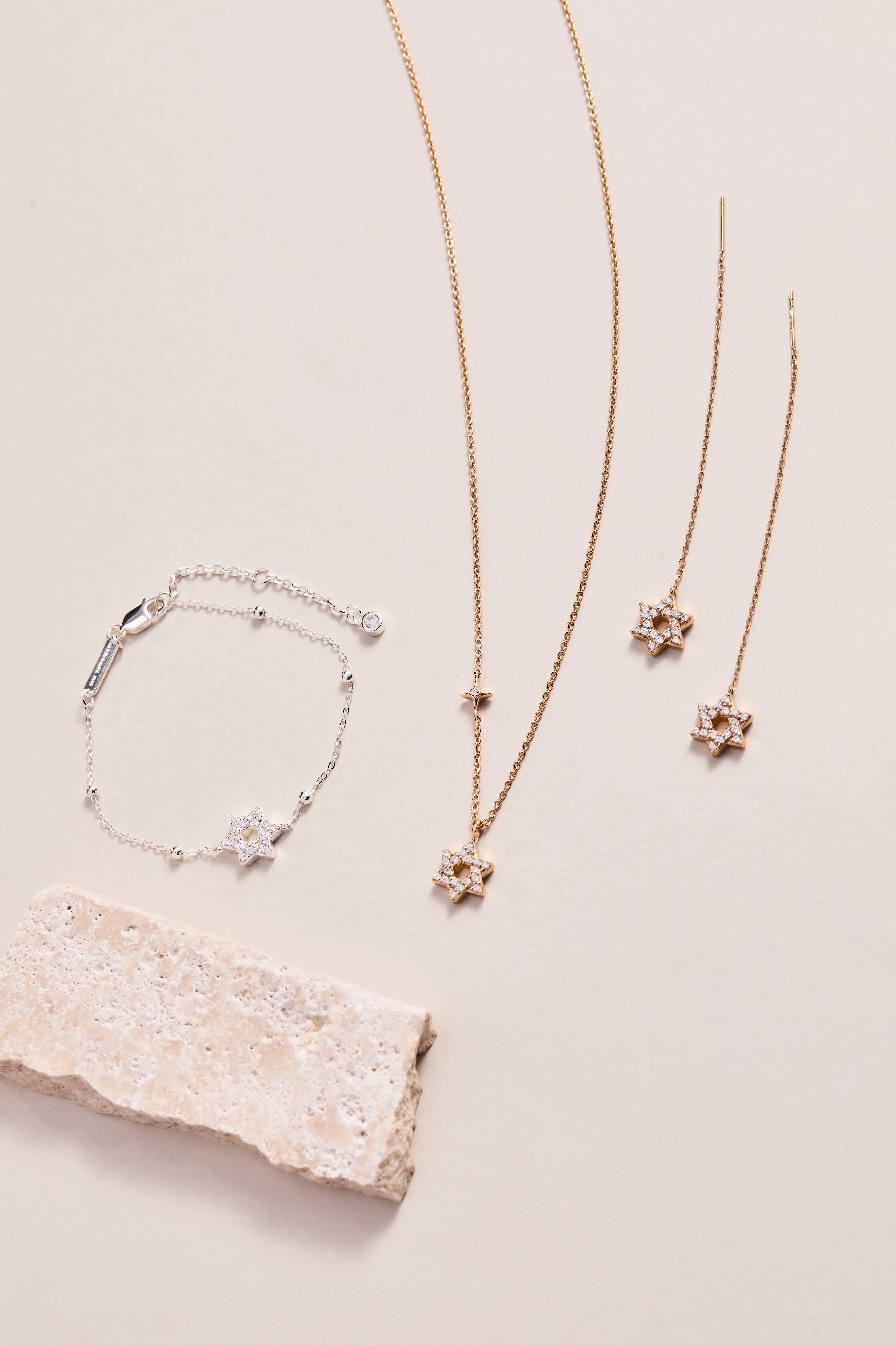 Star of David Delicate Pave Beaded Chain Bracelet - Image 9