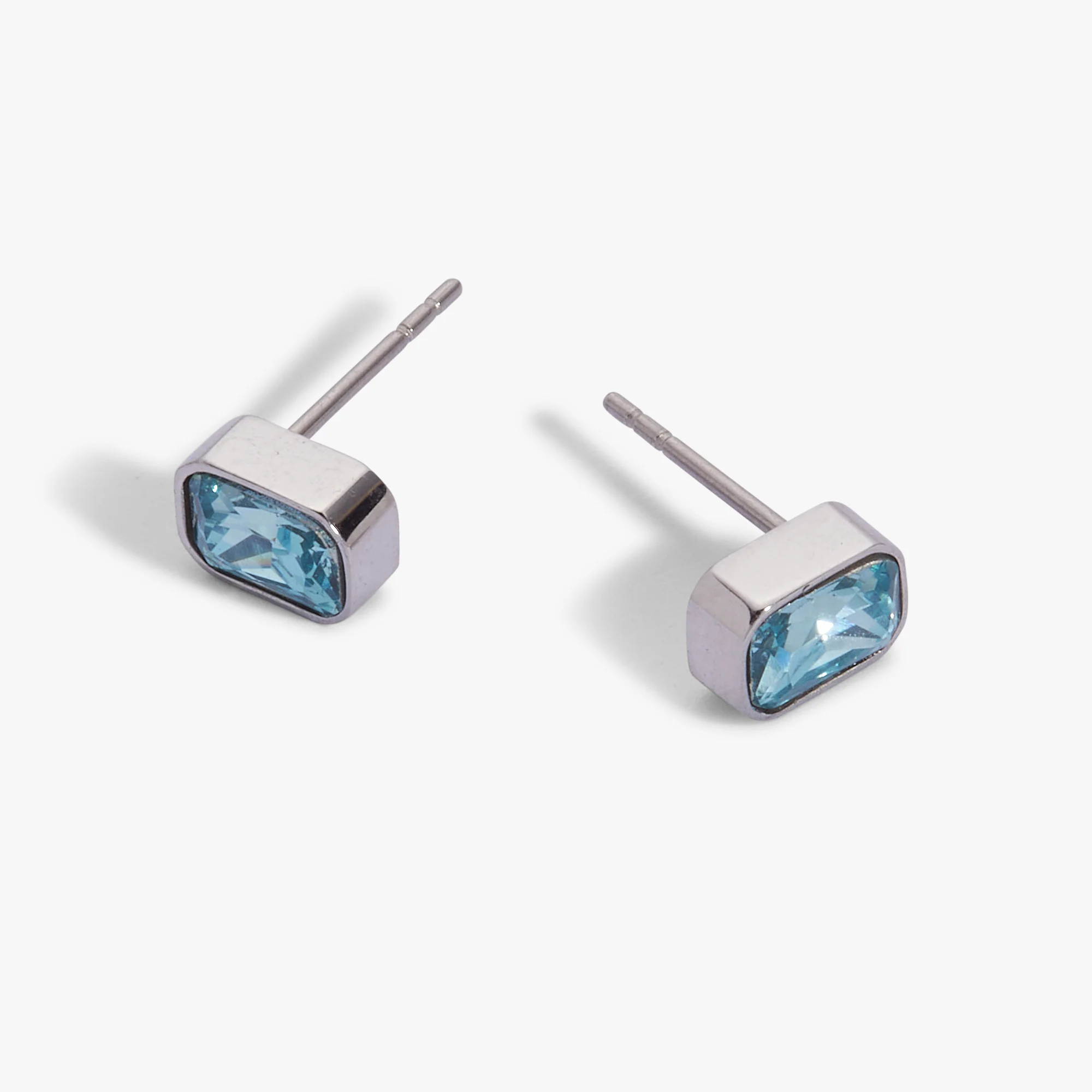 March Emerald-Cut Birthstone Stud - Image 4