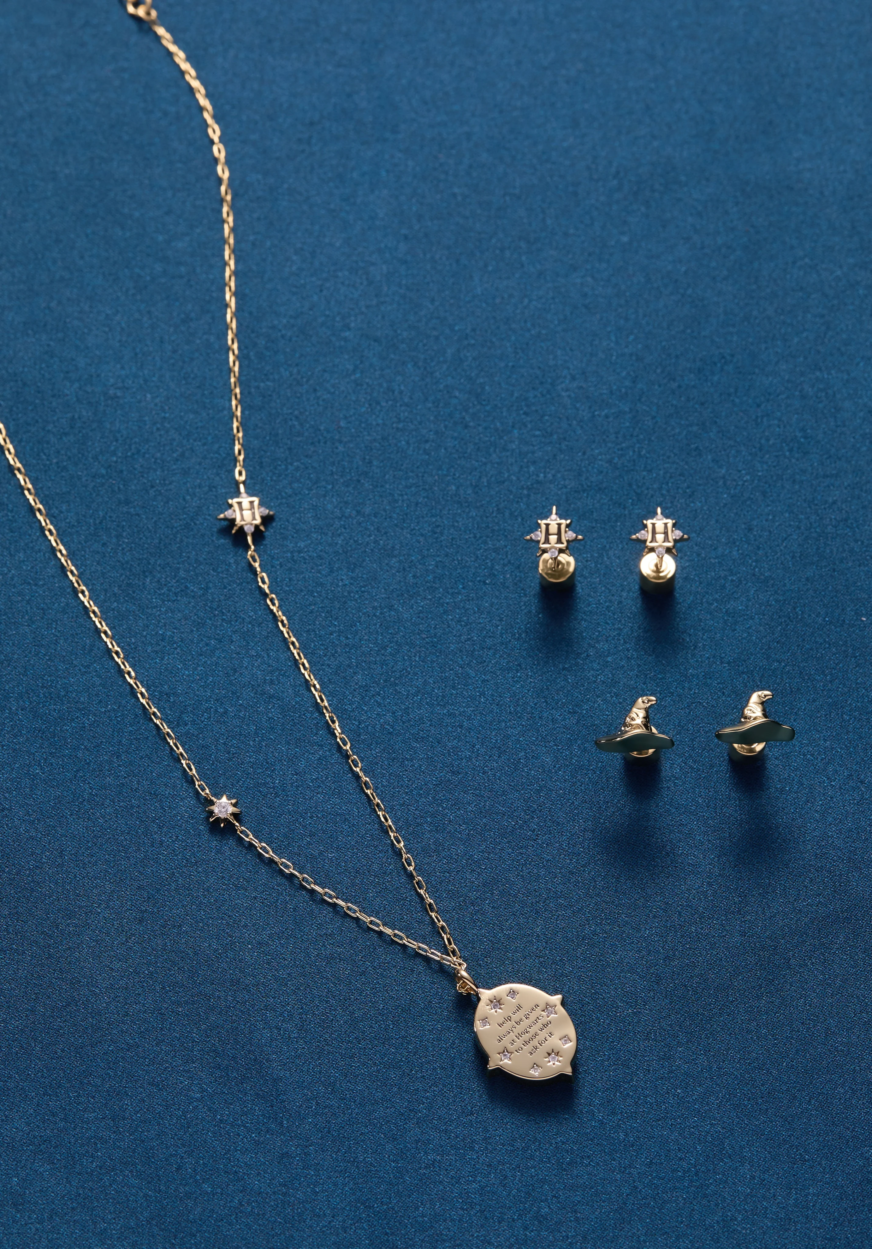 Harry Potter™ Hogwarts Pendant Necklace - Image 6
