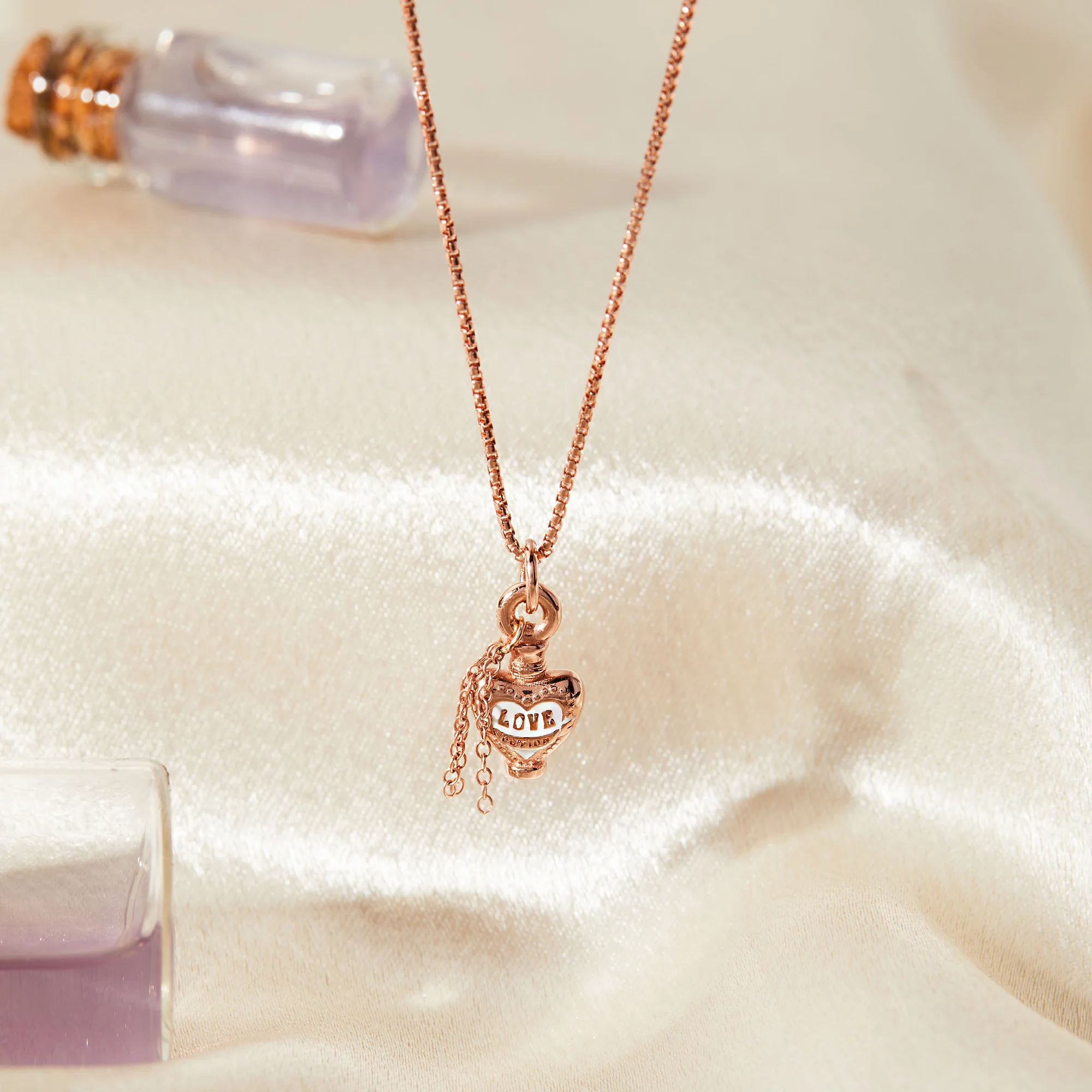 Harry Potter™ Love Potion Charm Necklace, Adjustable - Image 2