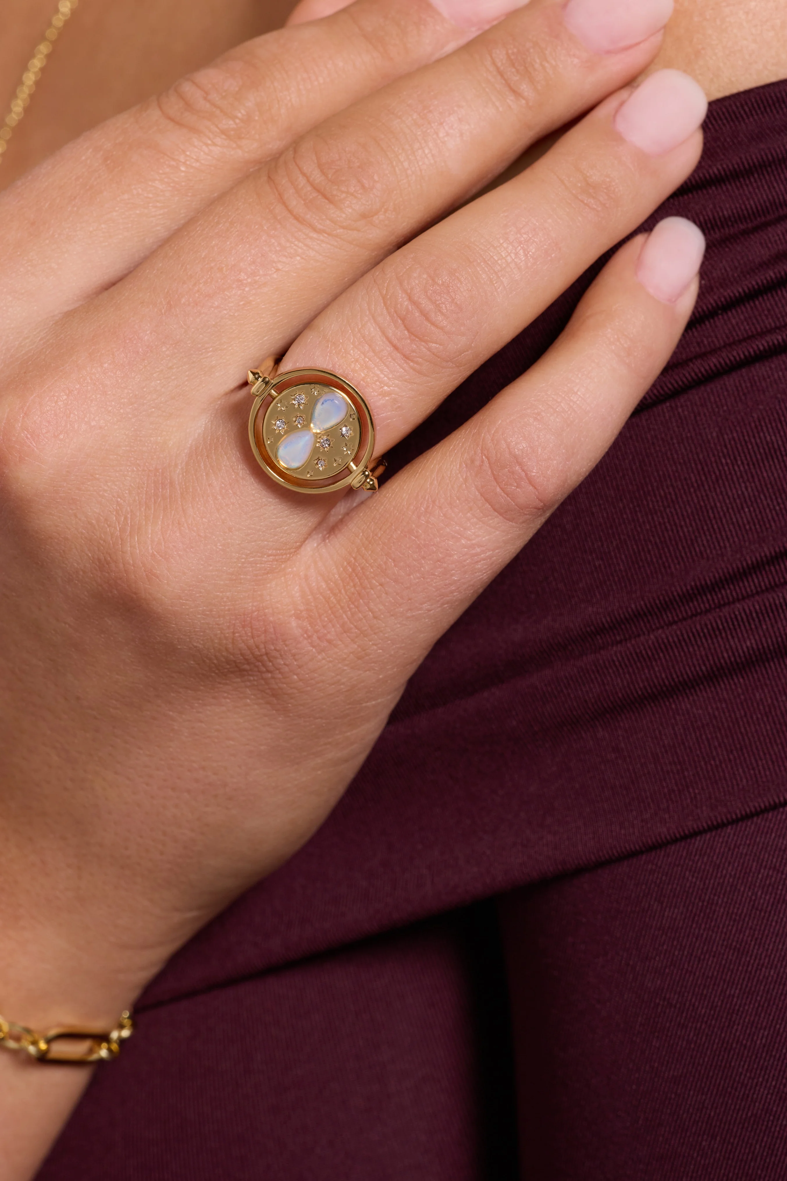 Harry Potter⢠Time Turner Flip Ring - Image 4