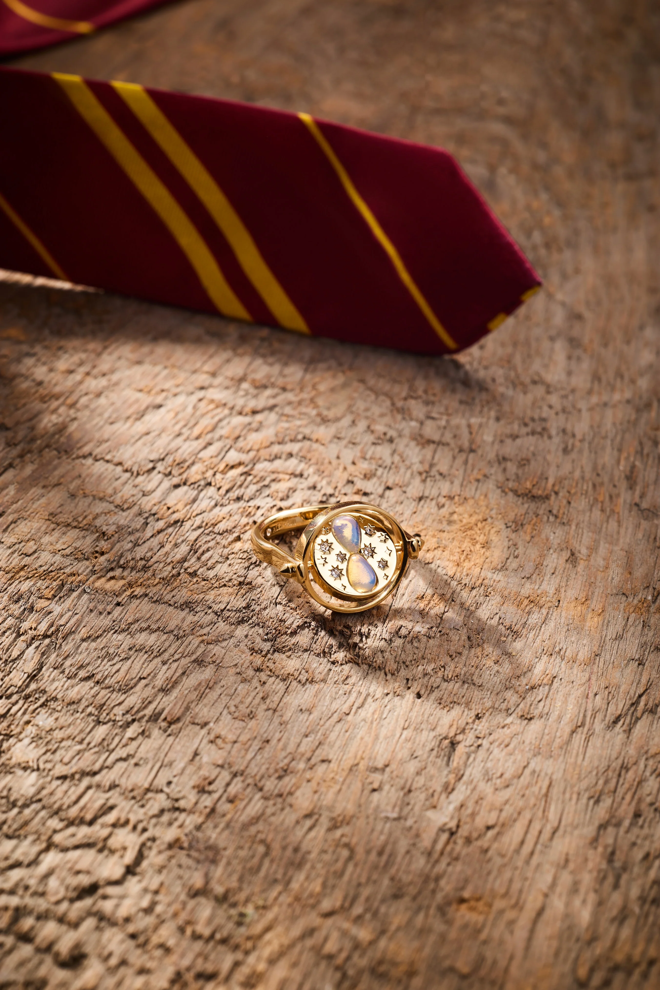 Harry Potter⢠Time Turner Flip Ring - Image 7
