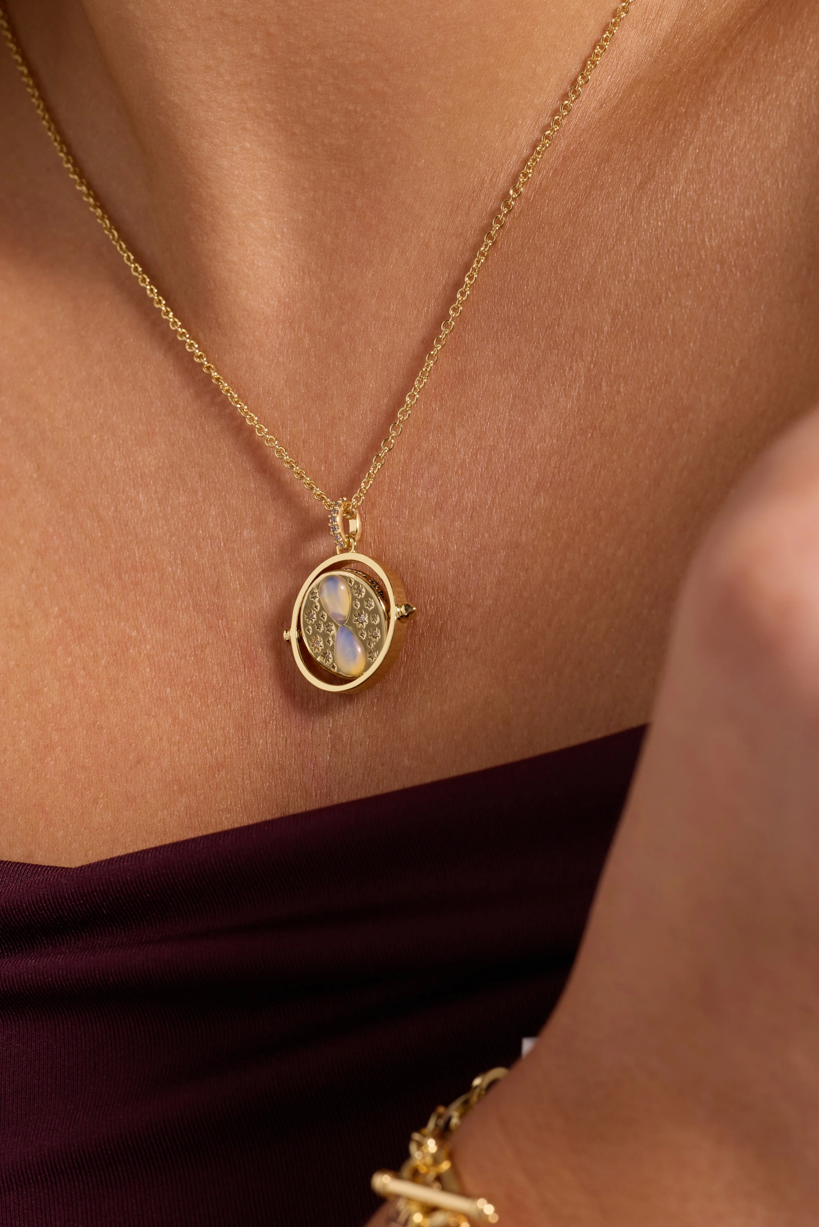 Harry Potter™ Time Turner Pendant Necklace - Image 6