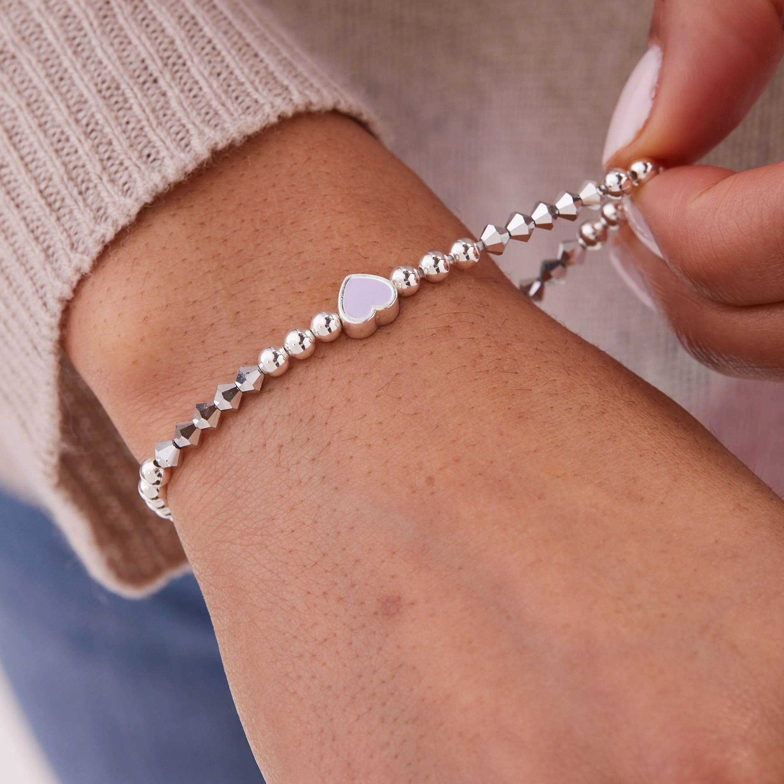 Purple Heart Beaded Stretch Bracelet - Image 2