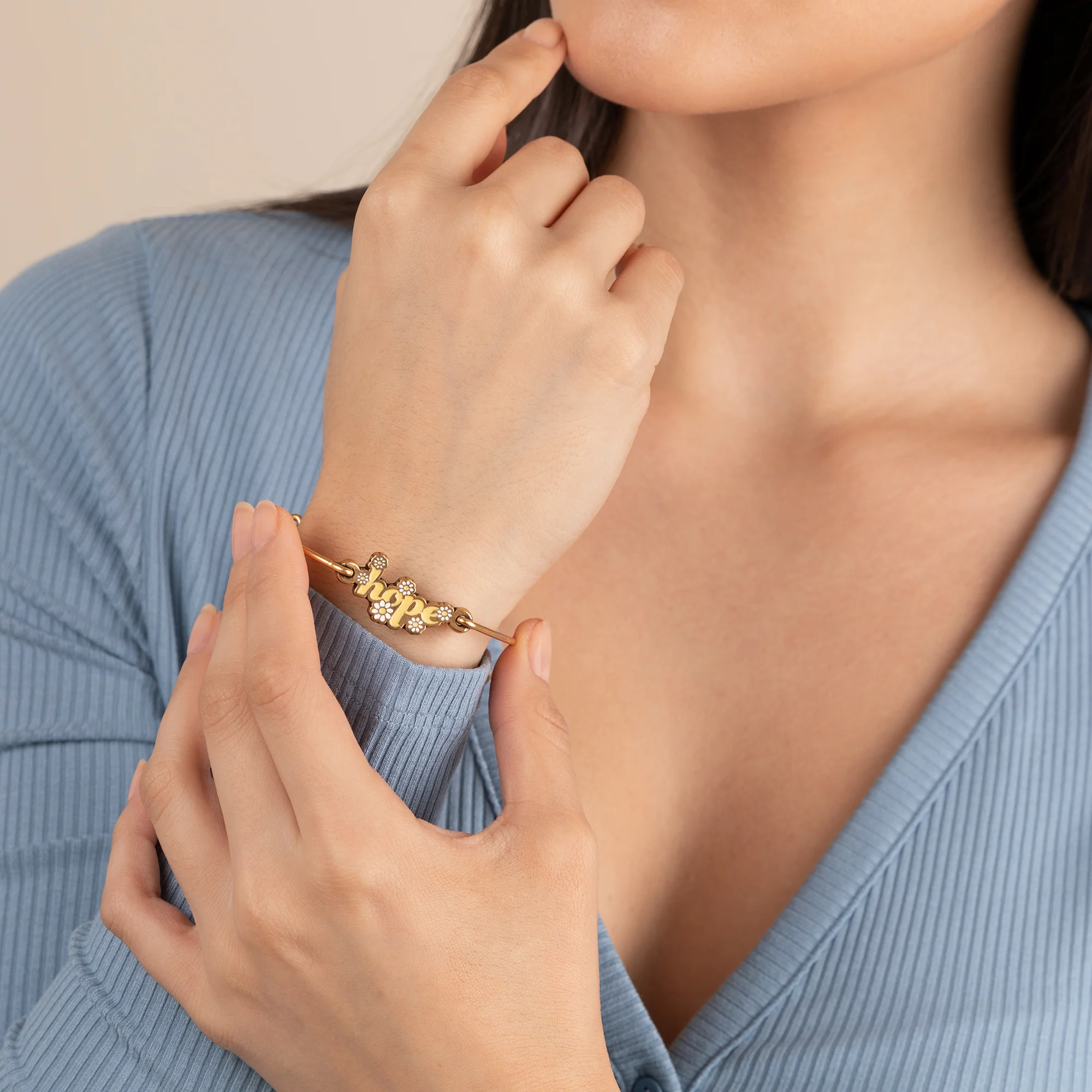 'Hope' Inline Charm Bangle - Image 4