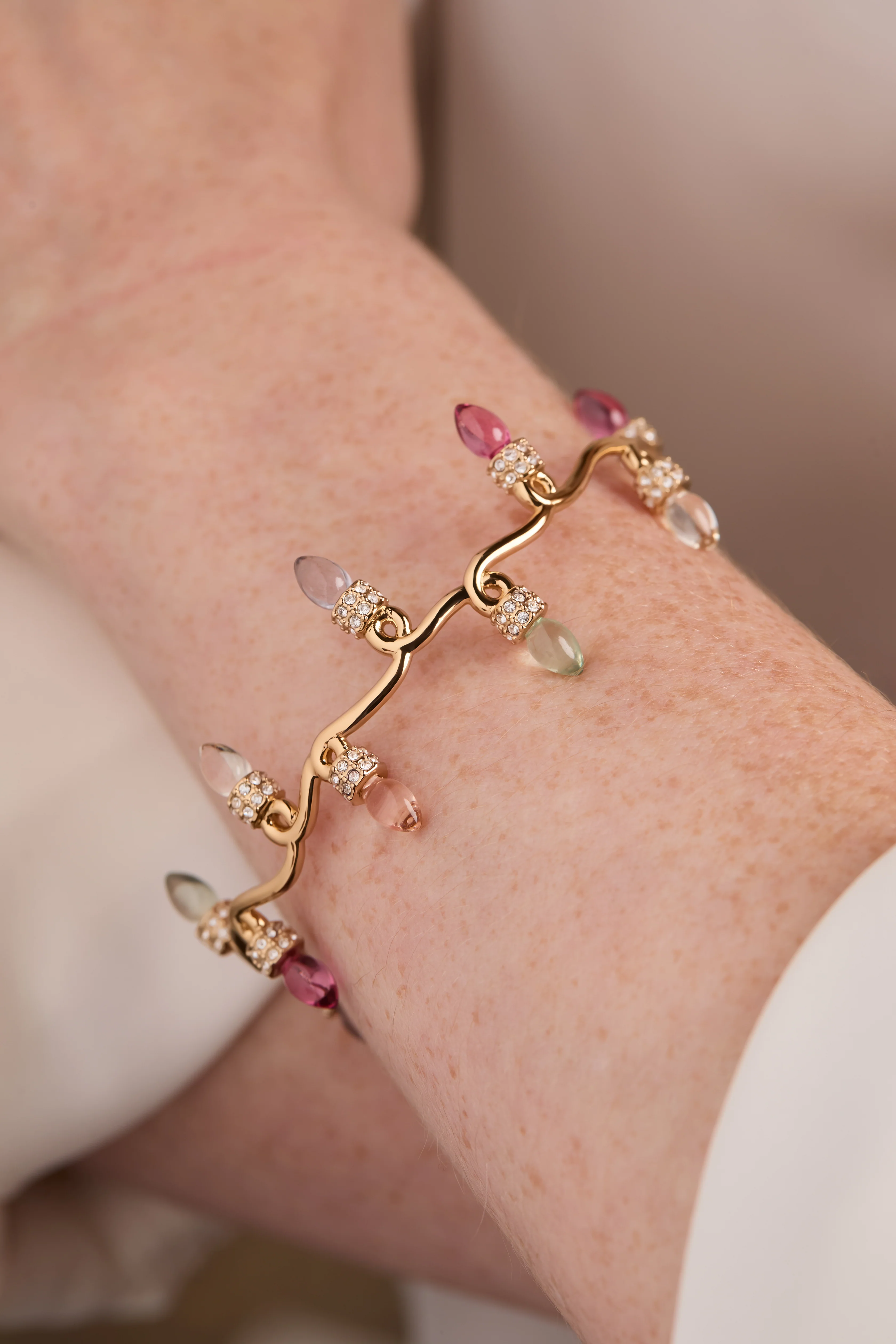 Christmas Muted Light Bulb Cuff - Image 2