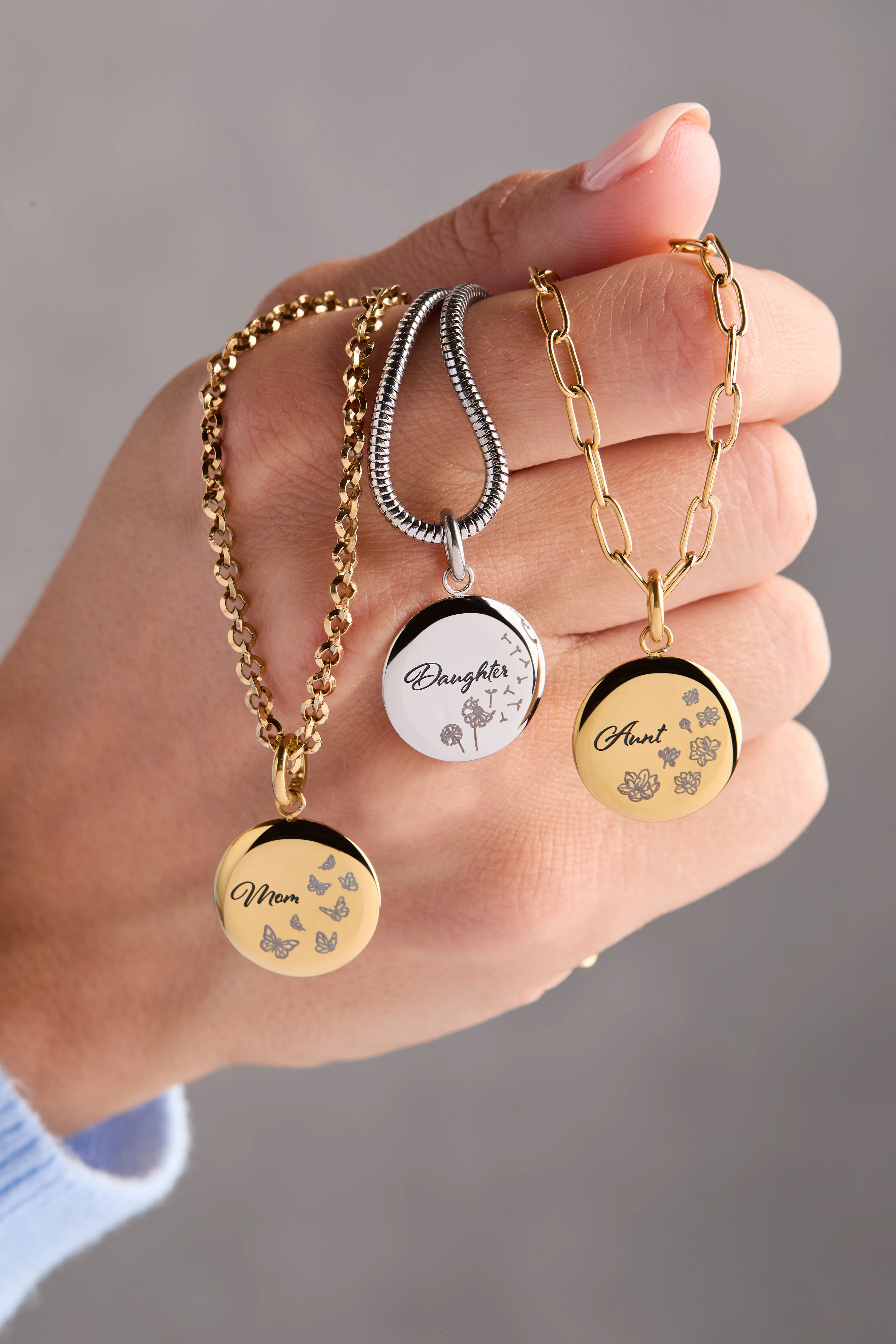Aunt Flower Disc Charm - Image 10