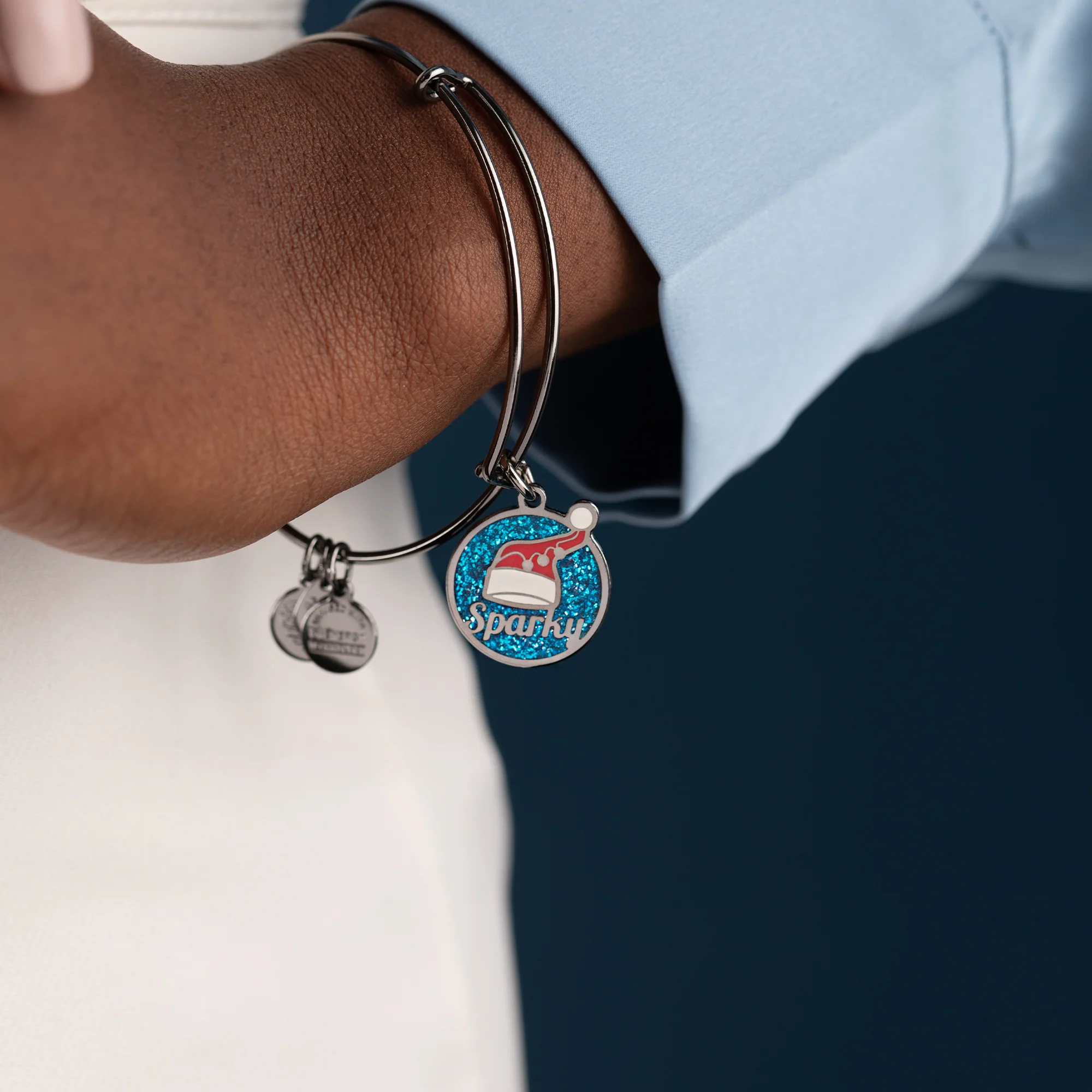 National Lampoon's Christmas Vacation Sparky Santa Hat Charm Bangle - Image 2