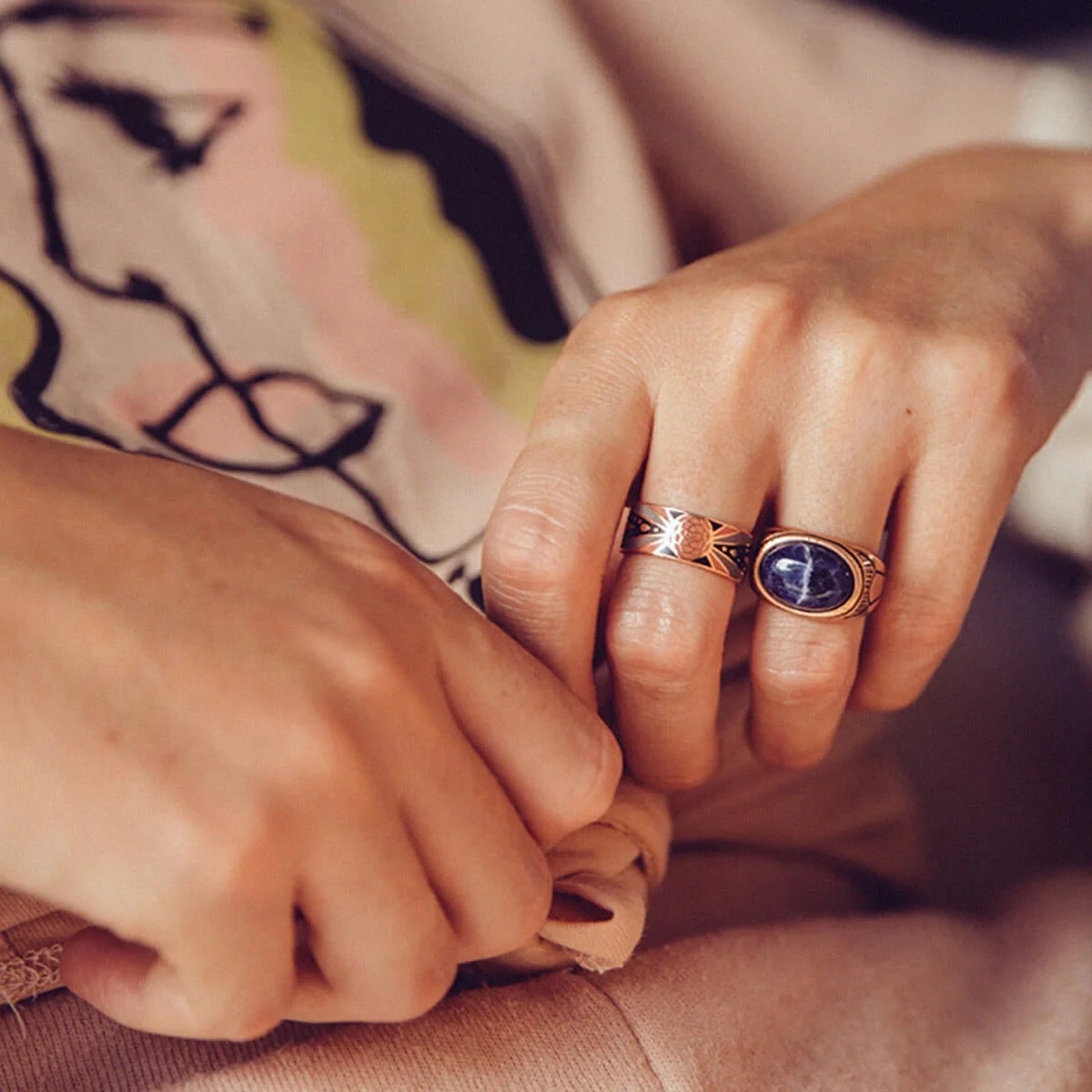 Sodalite Gemstone Signet Ring - Image 4