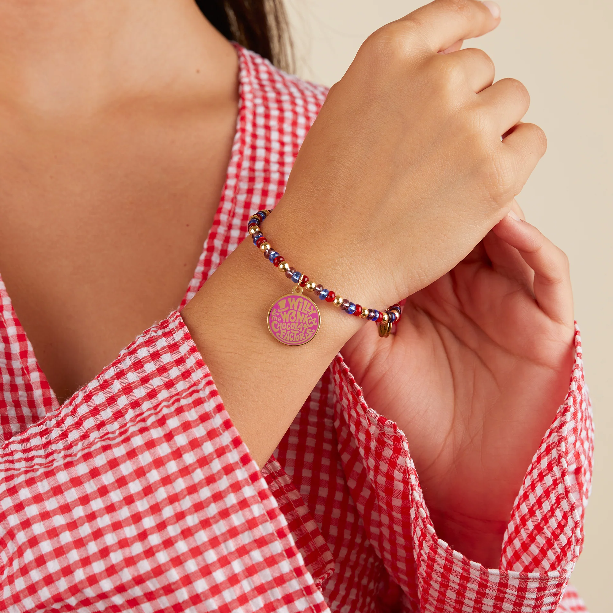 Willy Wonka Chocolate Factory' Beaded Charm Bangle - Image 4