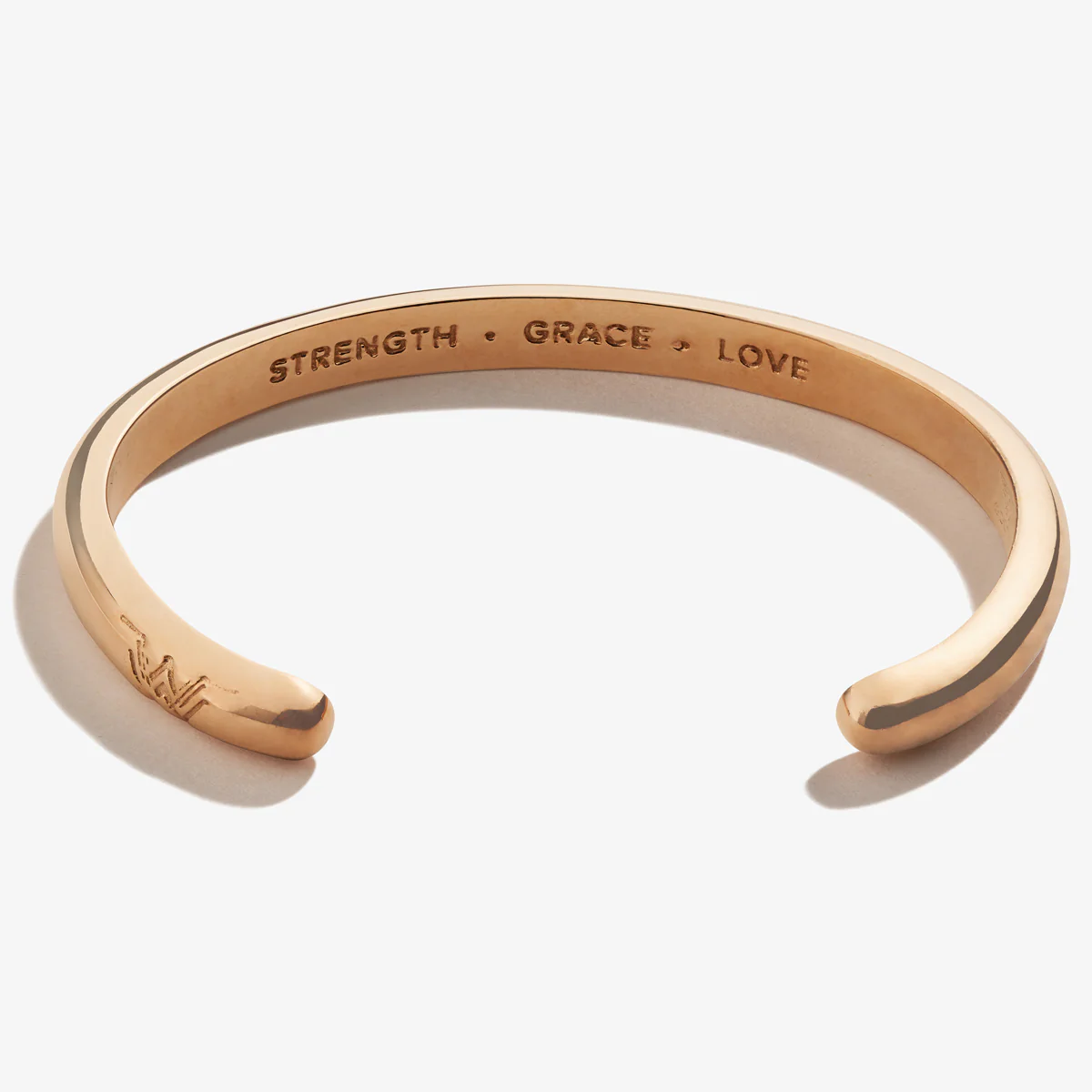 Wonder Woman™ Domed Cuff Bracelet - Image 6