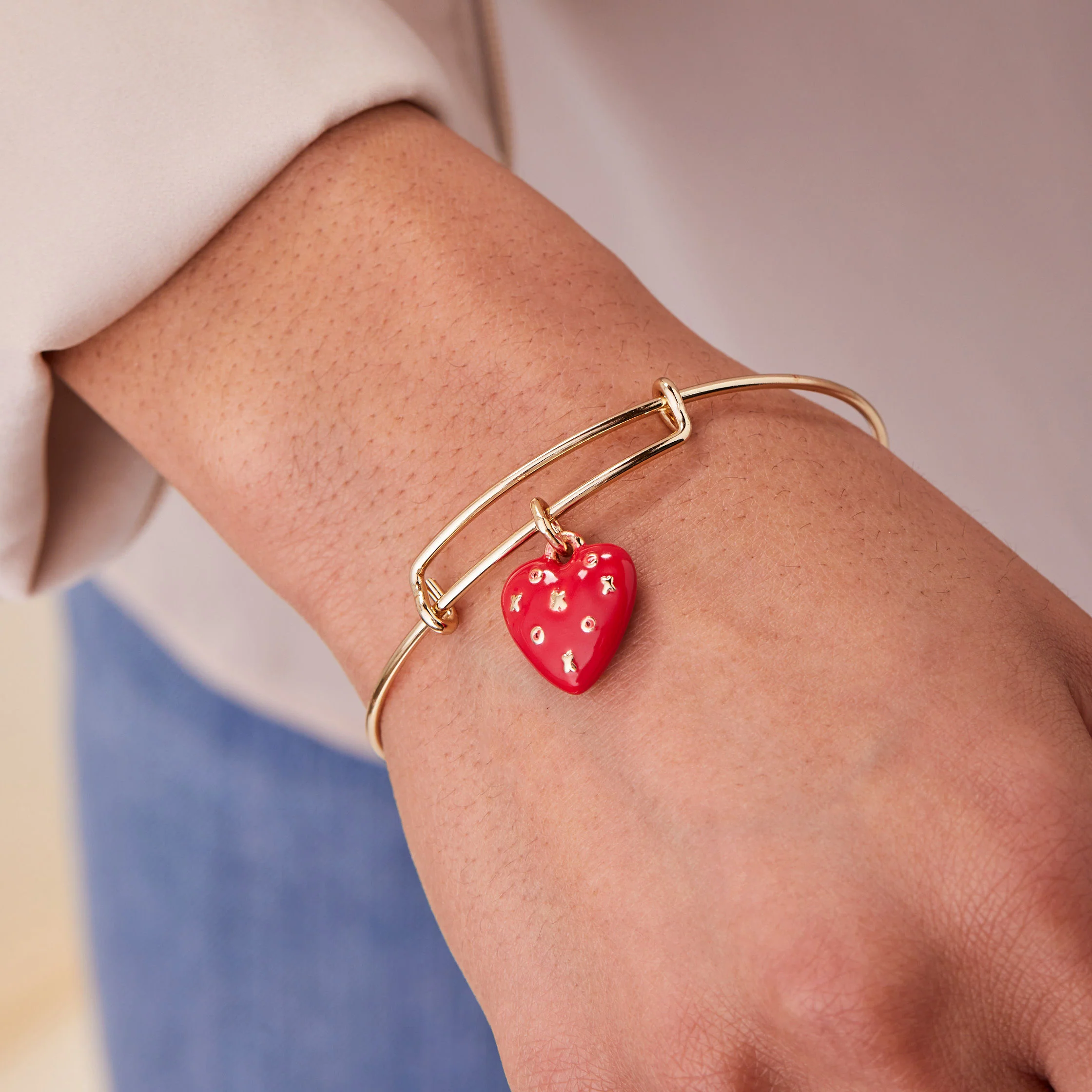 XOXO Heart Charm Bangle Bracelet - Image 4